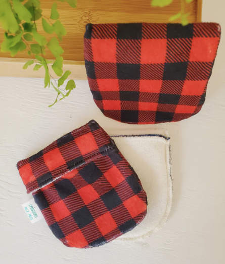 Mitaine de bain carreautée noir et rouge